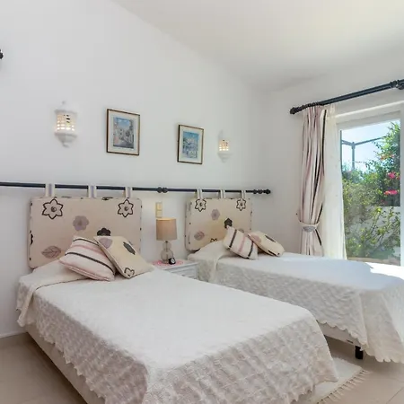 Nyaraló Casa Do Farol Carvoeiro