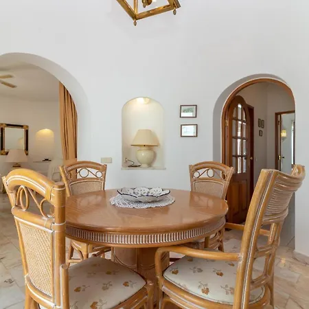 Nyaraló Casa Do Farol *